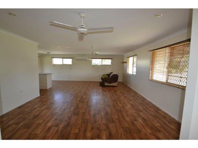 6 Aquamarine Road, Branyan
