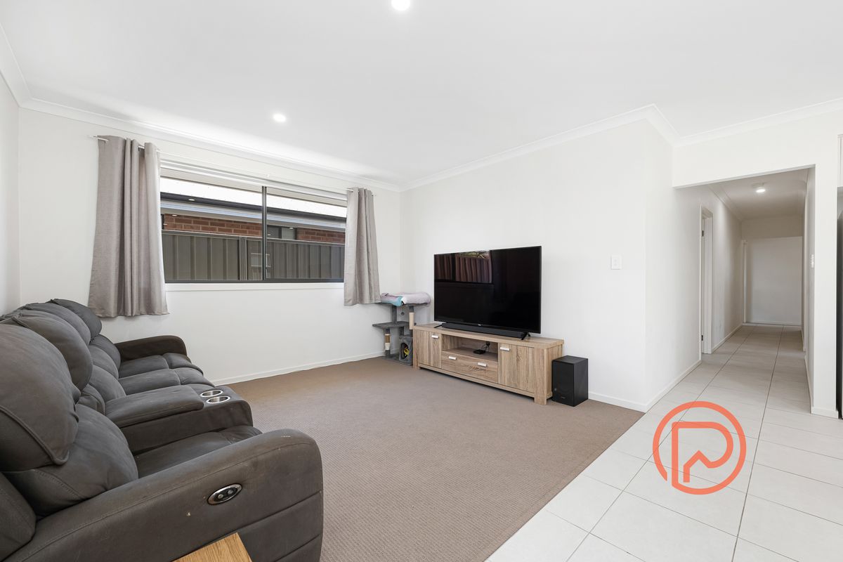 29 Hollow Drive, Andrews Farm