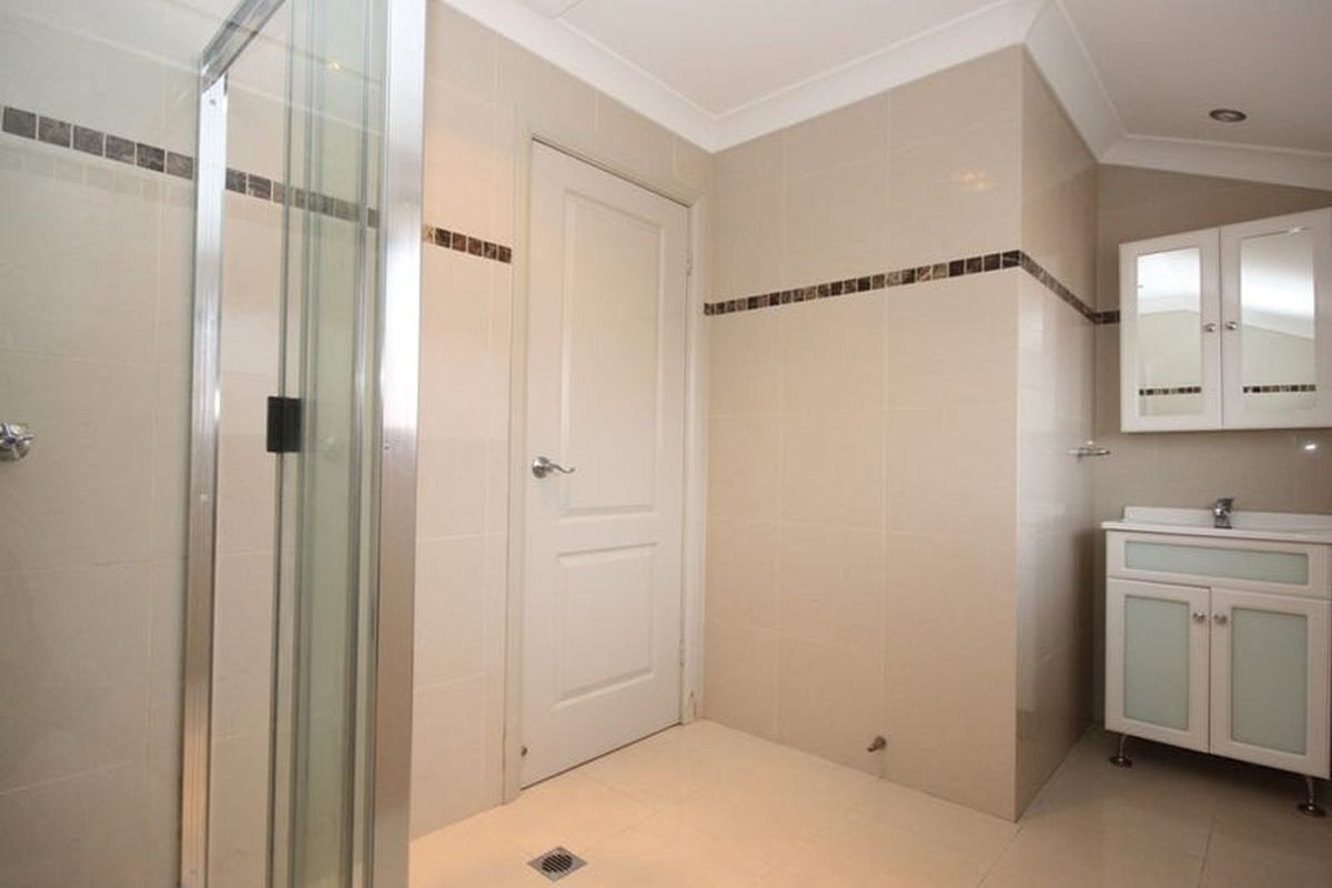 4 / 44 Beresford Road, Strathfield