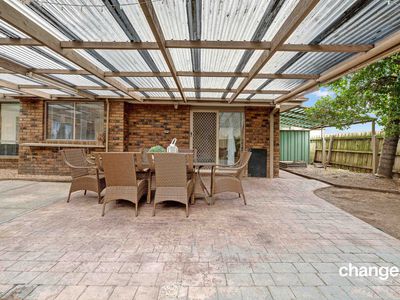 18 Pommel Crescent, Epping