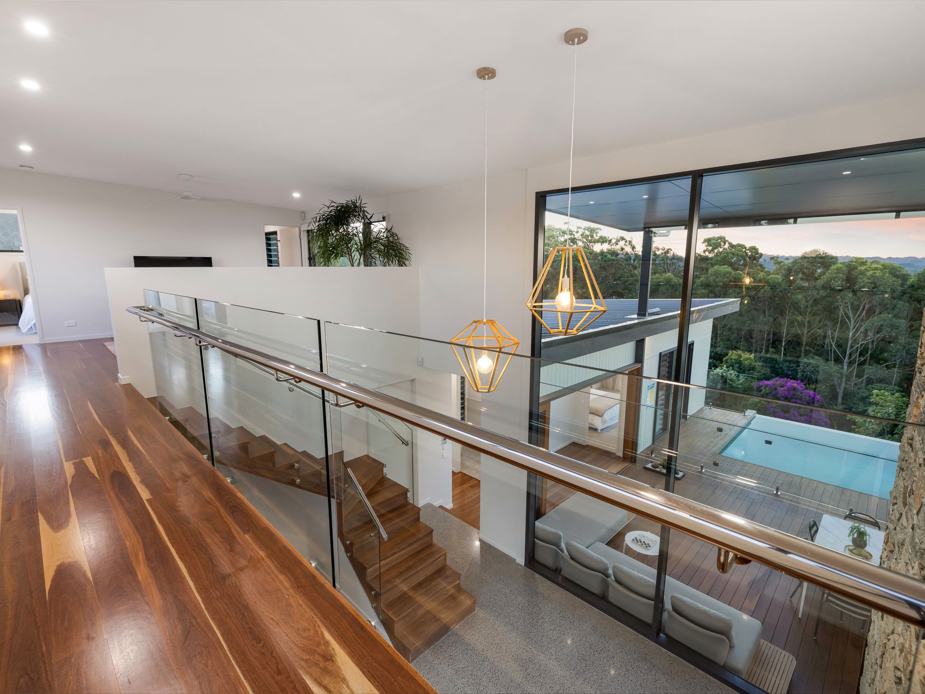 10 Kingfisher Crescent, Palmview