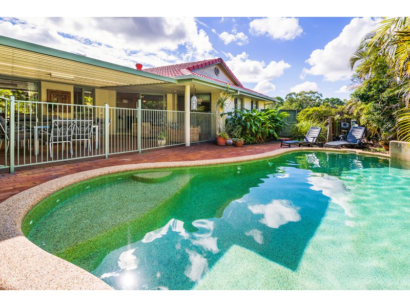 2 Morane Ct, Pacific Pines