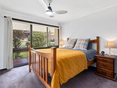 17-19 St Elmo Crescent, Highton