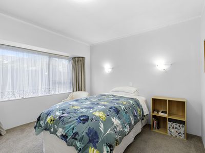 1 / 406 Fergusson Drive, Heretaunga