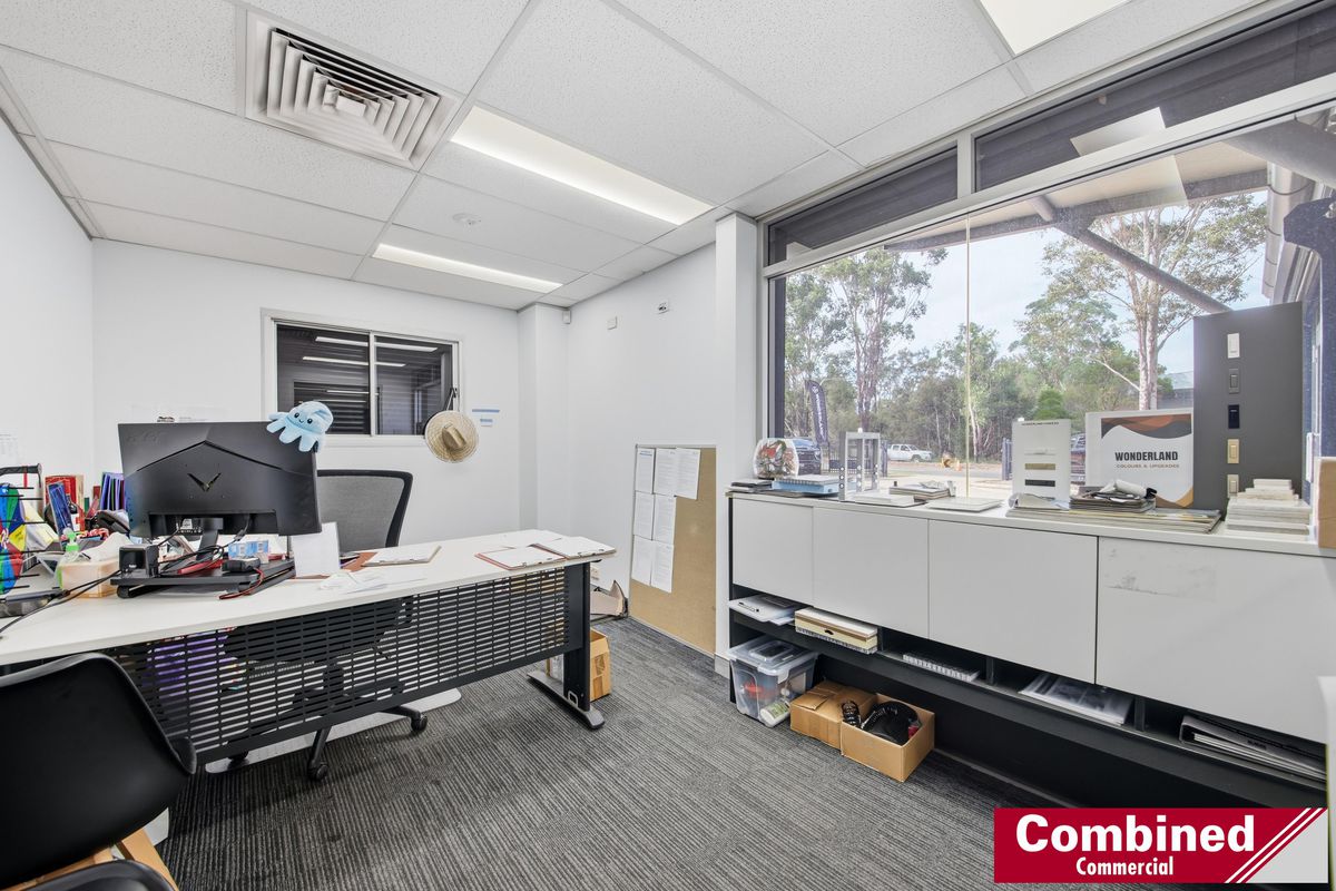 1 & 2 / 2 Samantha Place, Smeaton Grange