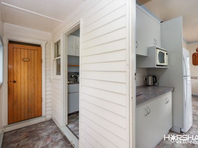 33 Gardenia Street, Horsham