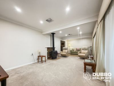 14 Hazelwood Drive, Dubbo