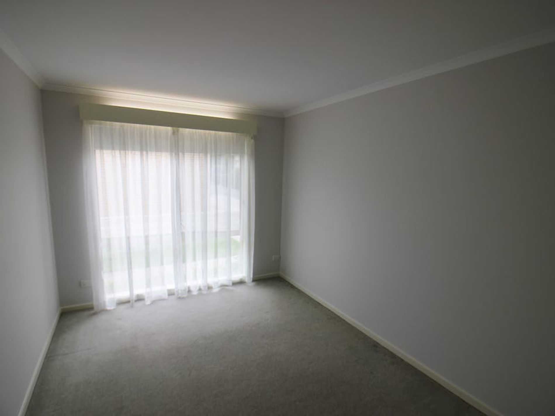 8A Calder Street, Manifold Heights