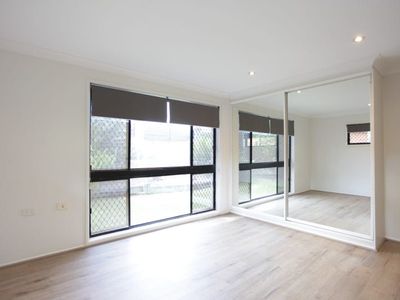 8 Donna Avenue, Rochedale South
