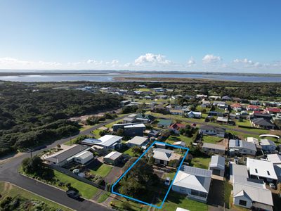 12 Carthew Street, Beachport