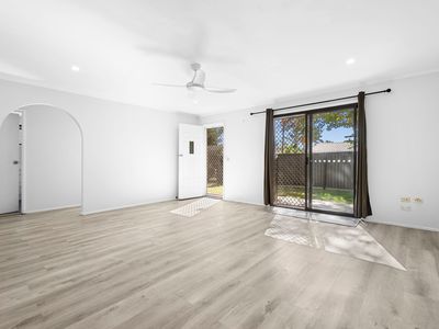 2 / 53 Riviera Avenue, Tweed Heads West