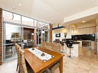 42 Mere View Way, Subiaco