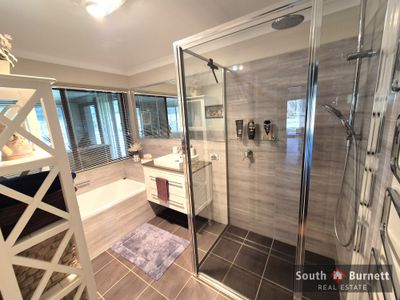 2 HUSTONS Road, Wondai