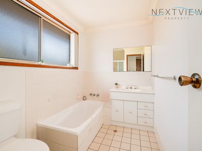 2 / 166 Broadmeadow Road, Broadmeadow