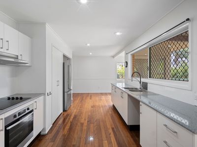 34 Binnalong Street, Rochedale South