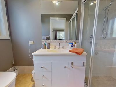 6 Lancaster Park Place, Dubbo