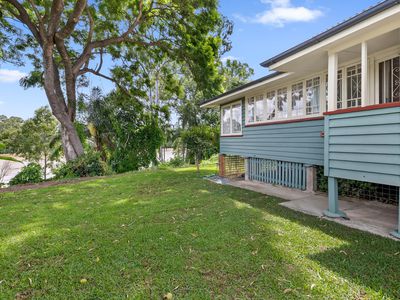 5 Verney Rd W, Graceville