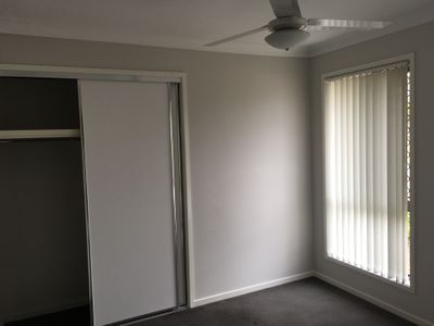 B / 54 Diamantina Circuit, Beaudesert