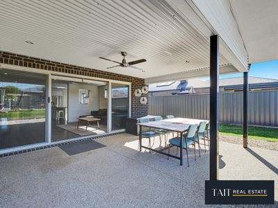 22 Currawong Drive, Wangaratta