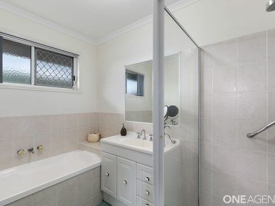 29 Foreshore Drive, Urangan