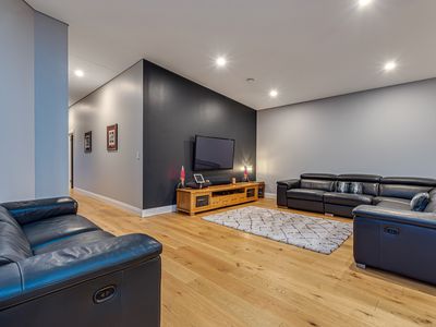 39 Victory Parade, Yanchep