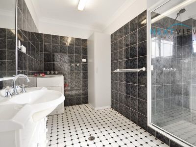 6 / 3 Shereline Avenue, Jesmond