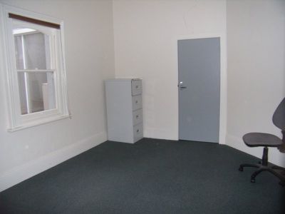 Room 4 / 219 East Terrace, Adelaide
