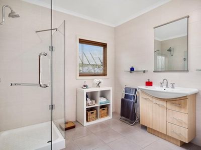 180 Dillons Hill Road, Glaziers Bay