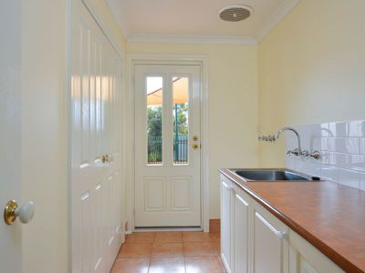 46 Chapman Drive, Somerville