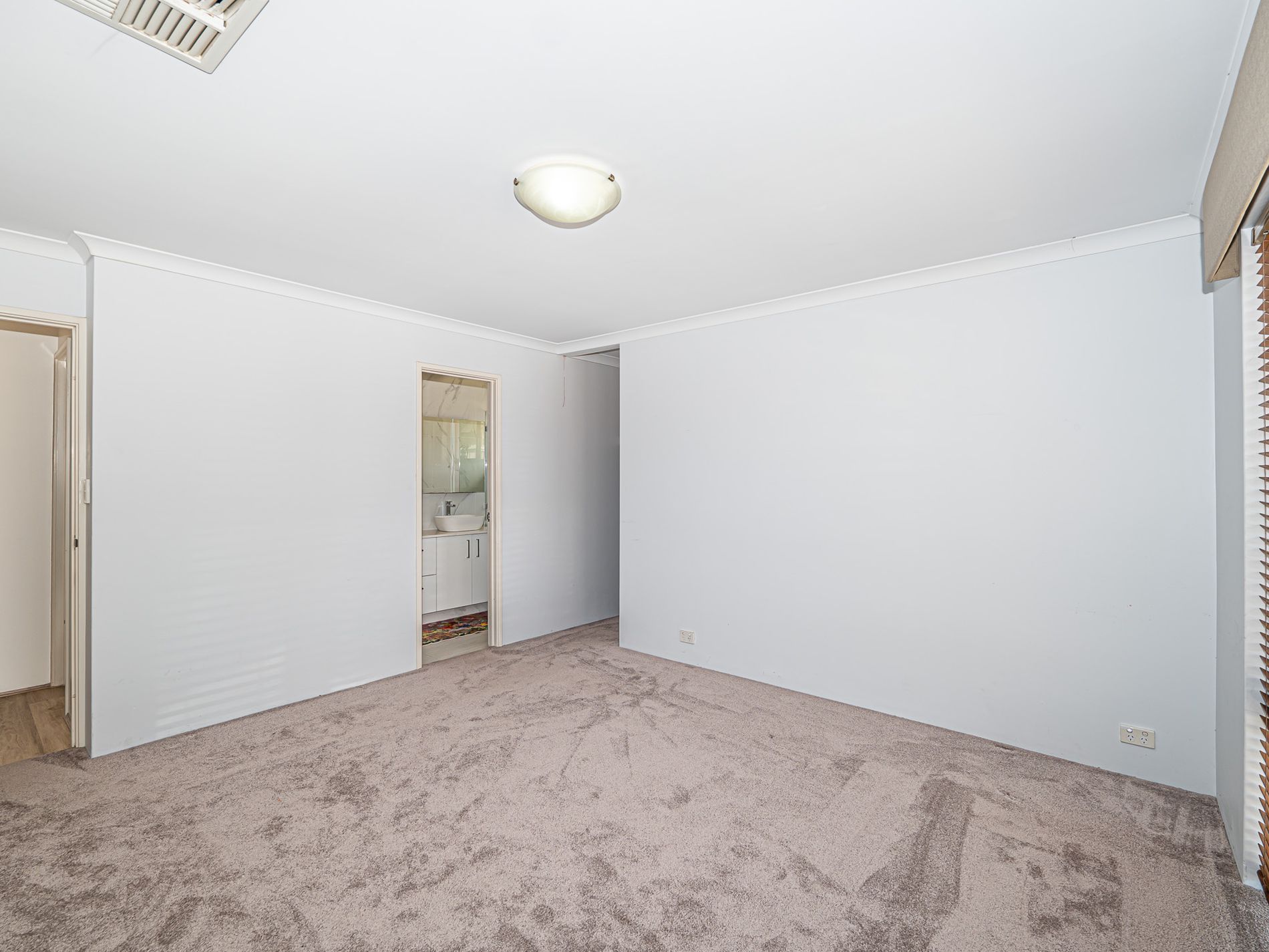 4 CHELSEA CIRCUIT, Success