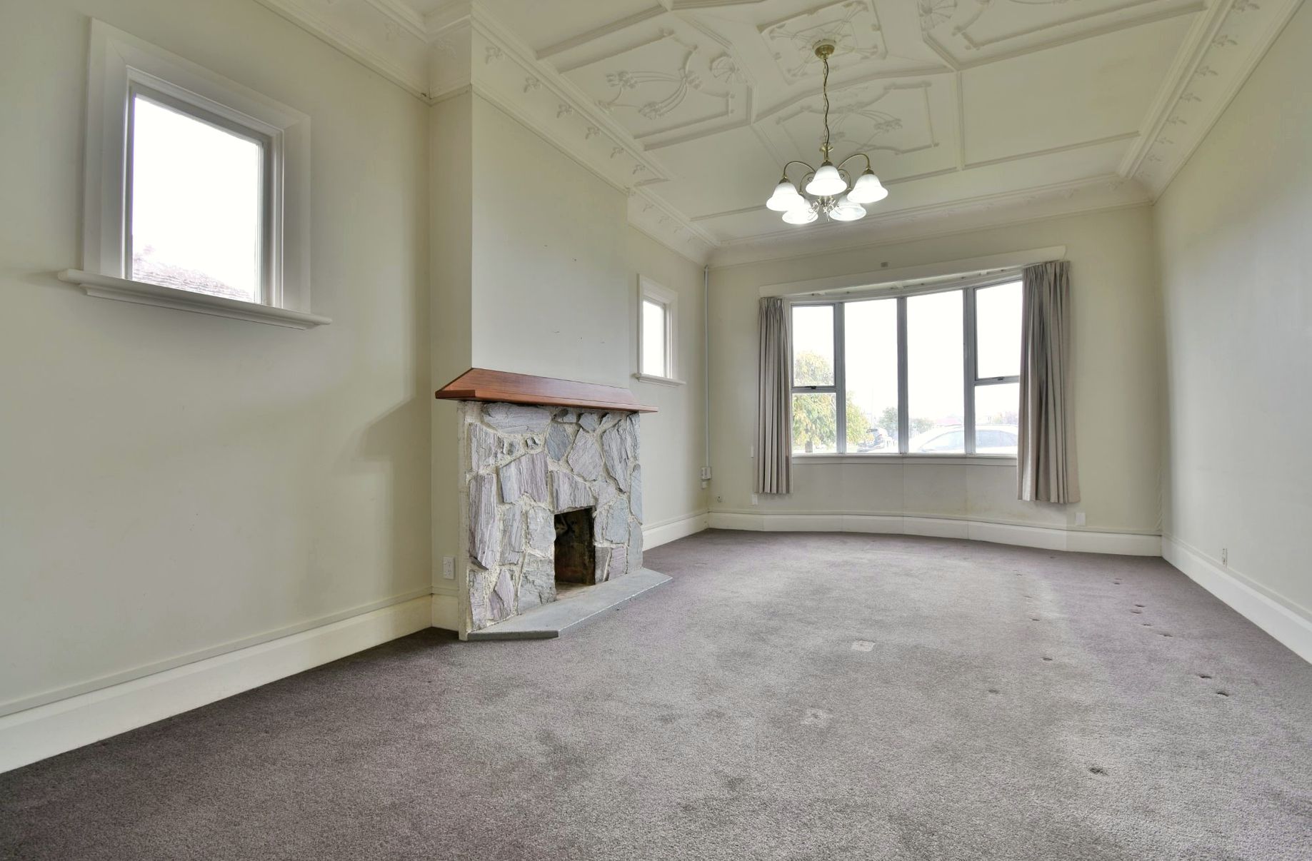 64 Hargest Crescent, Saint Kilda