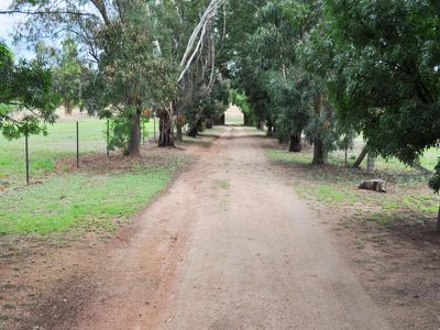 28 Marnie Road, Table Top