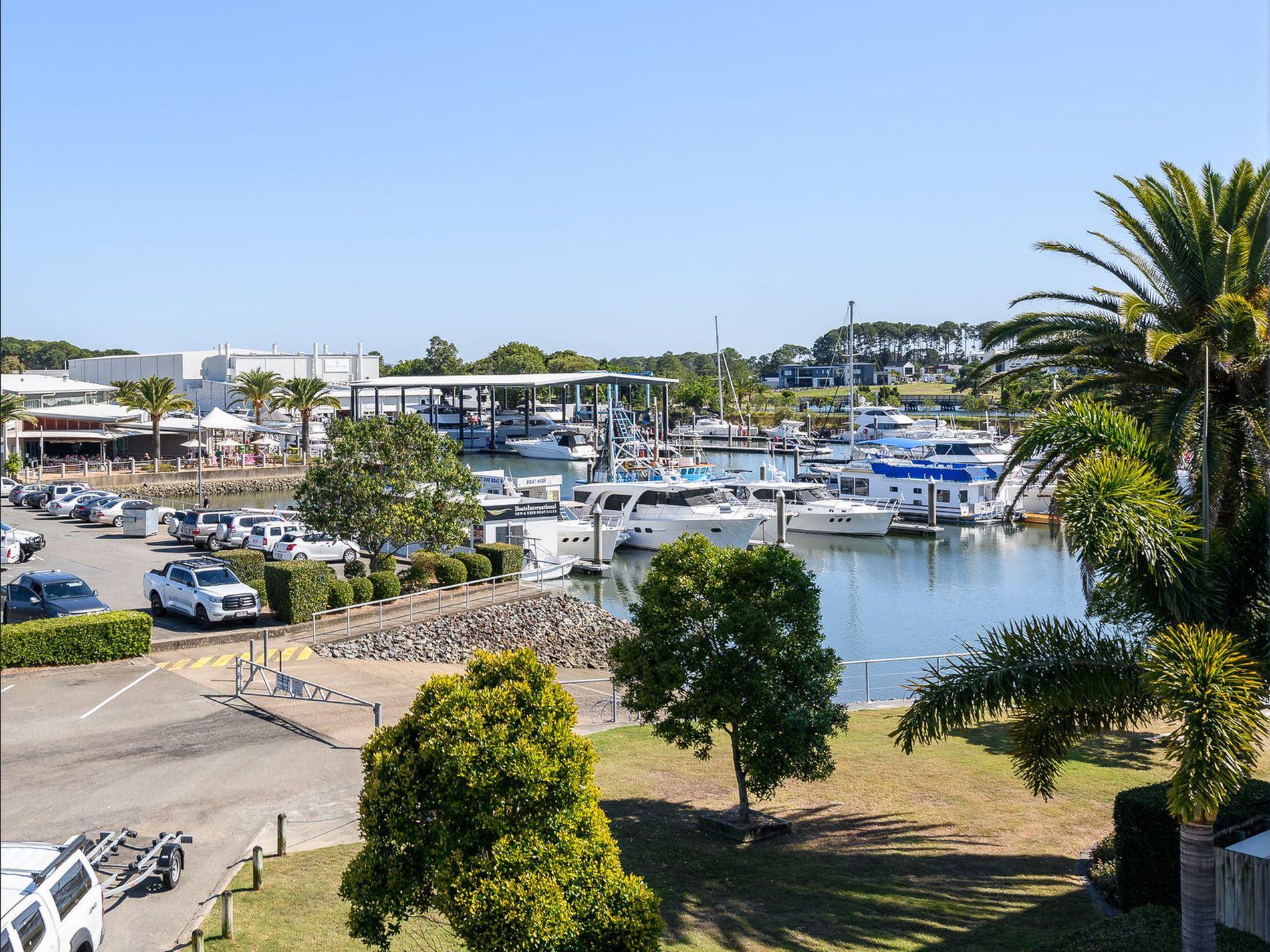 522 / 66 SICKLE AVENUE, Hope Island