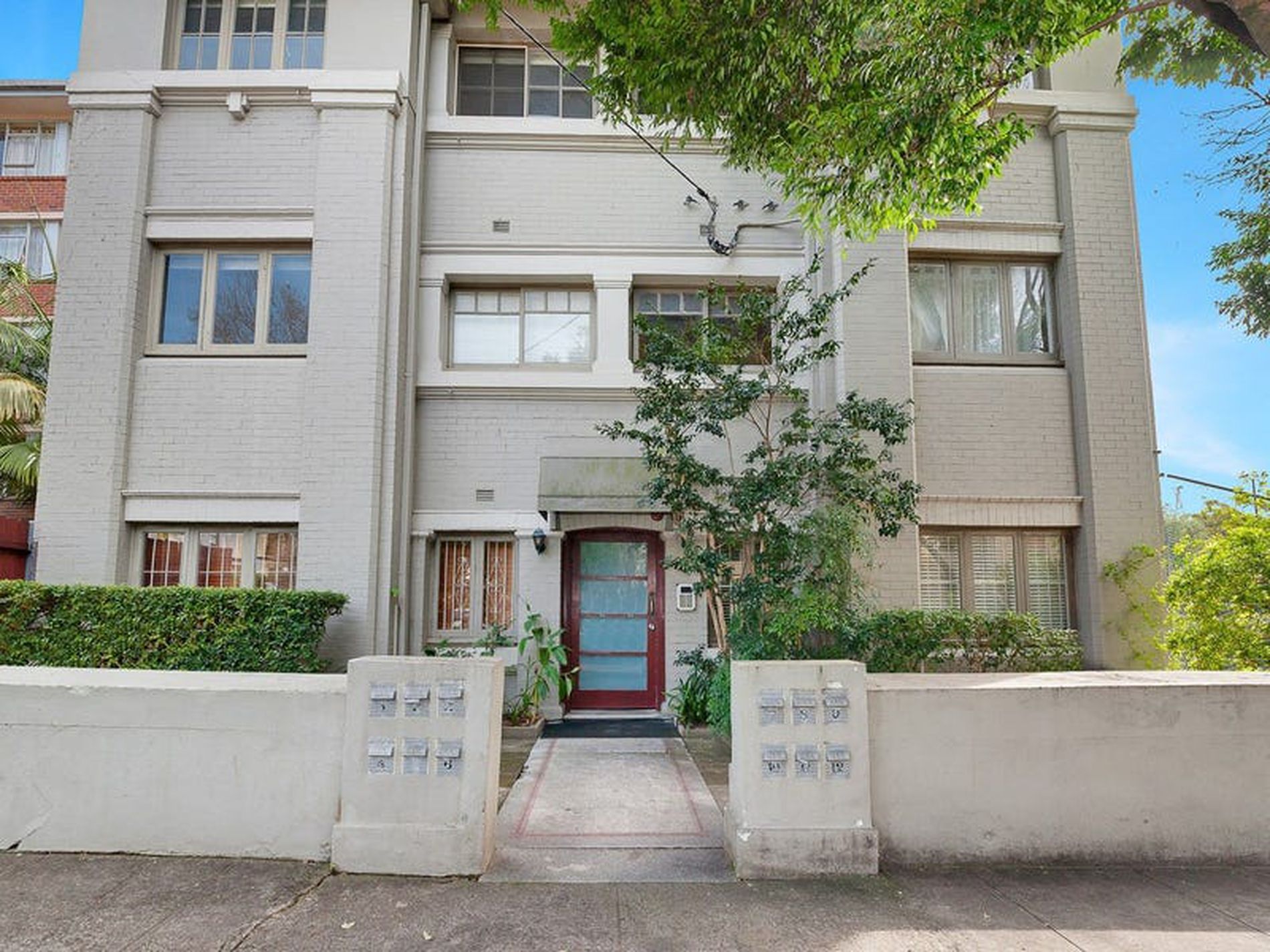2 / 8 Vialoux Street, Paddington