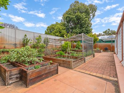 247 Anzac Terrace, Bayswater