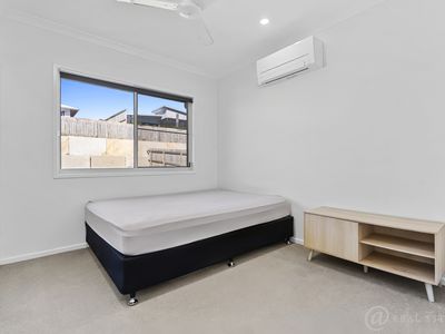 25 Sea Salt Drive, Lammermoor