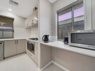 11 Sapwood Grove, Whitby