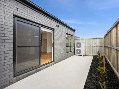 29 Tranquility Crescent, Armstrong Creek