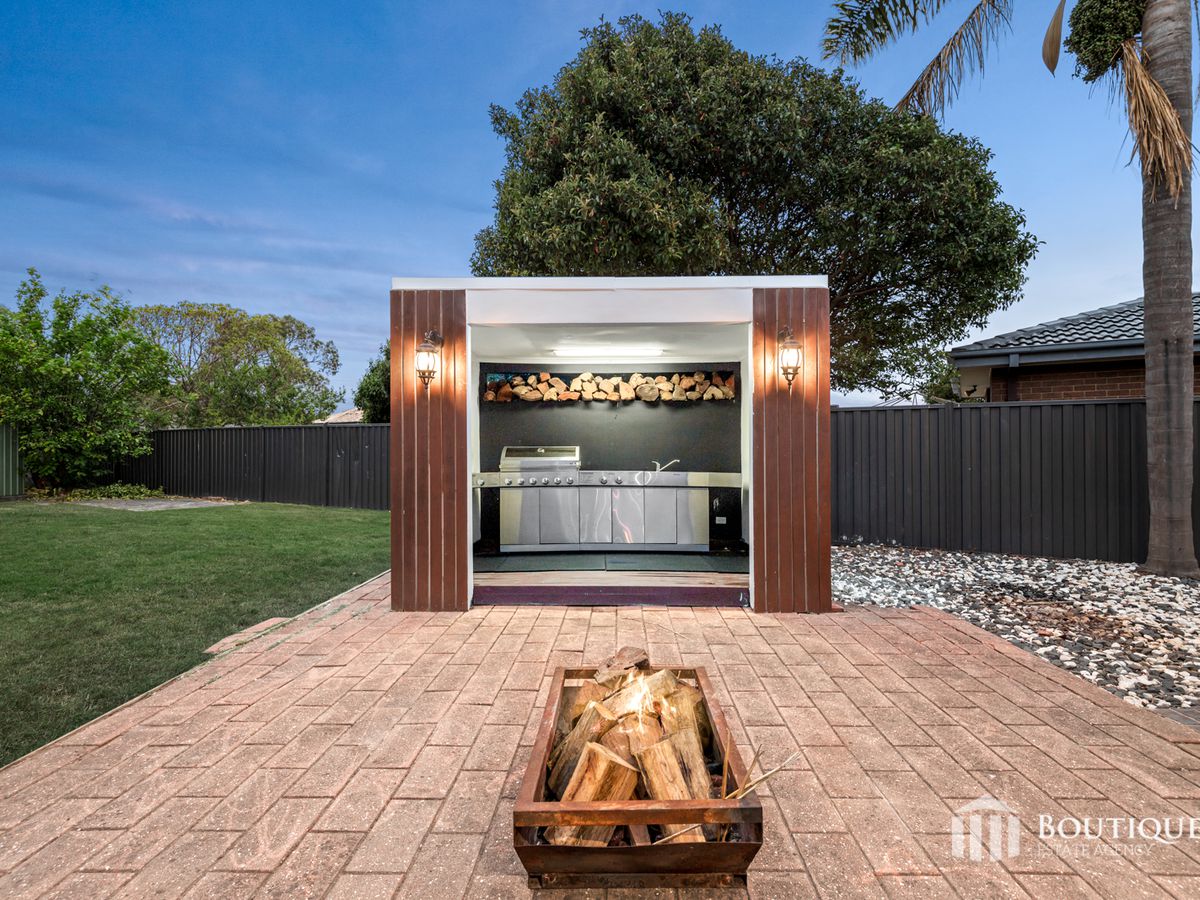 6 Matthews Place, Dandenong North