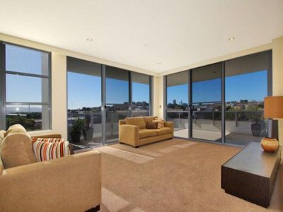 36 / 2-12 Young Street, Wollongong