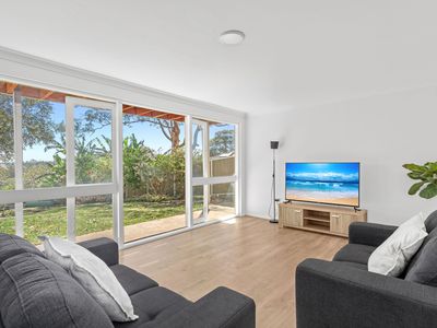 27 Well Street, Forster