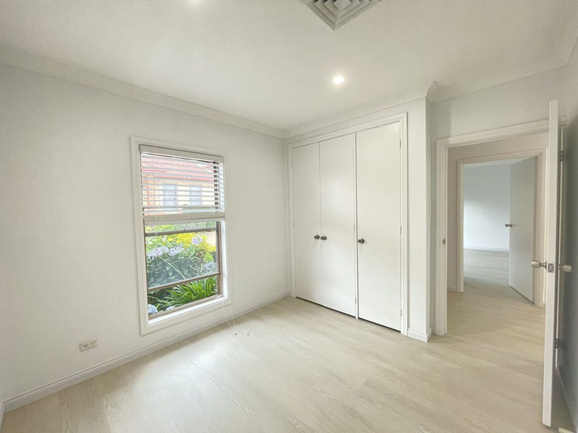 2 / 31-33 Clermont Avenue, Ryde