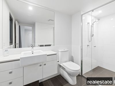 60 / 172 Railway Parade, West Leederville