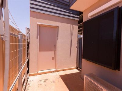 1 / 30 Lapwing Way, South Hedland