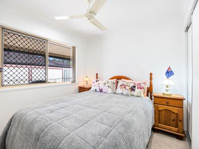 8 Kennedy Court, Urraween