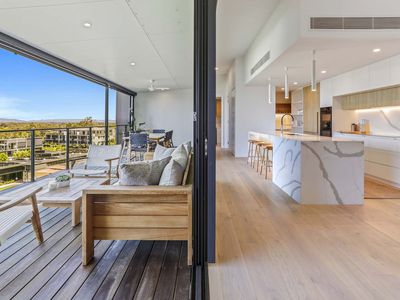 2102 / 13 Lakeview Rise, Noosa Heads