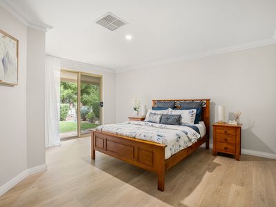 27 OAK WAY, Baldivis