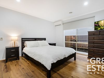 13 Bookham Way, Cranbourne West
