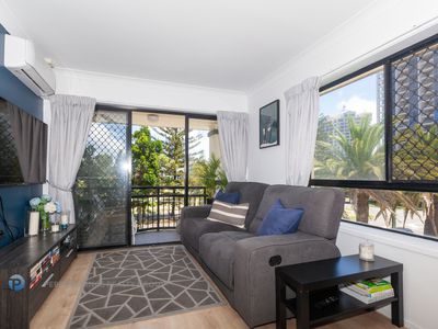 30 / 9 Margaret Avenue, Broadbeach