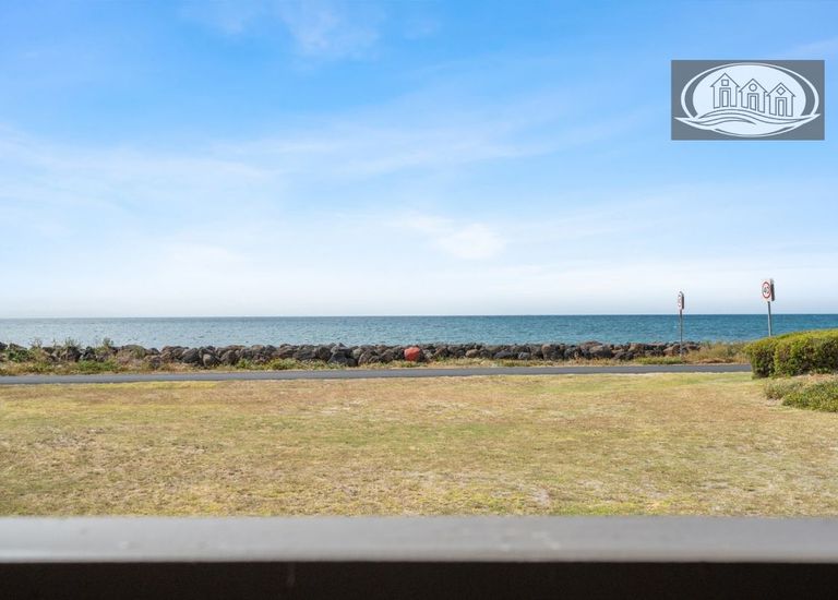 17 Beach Road, Portland